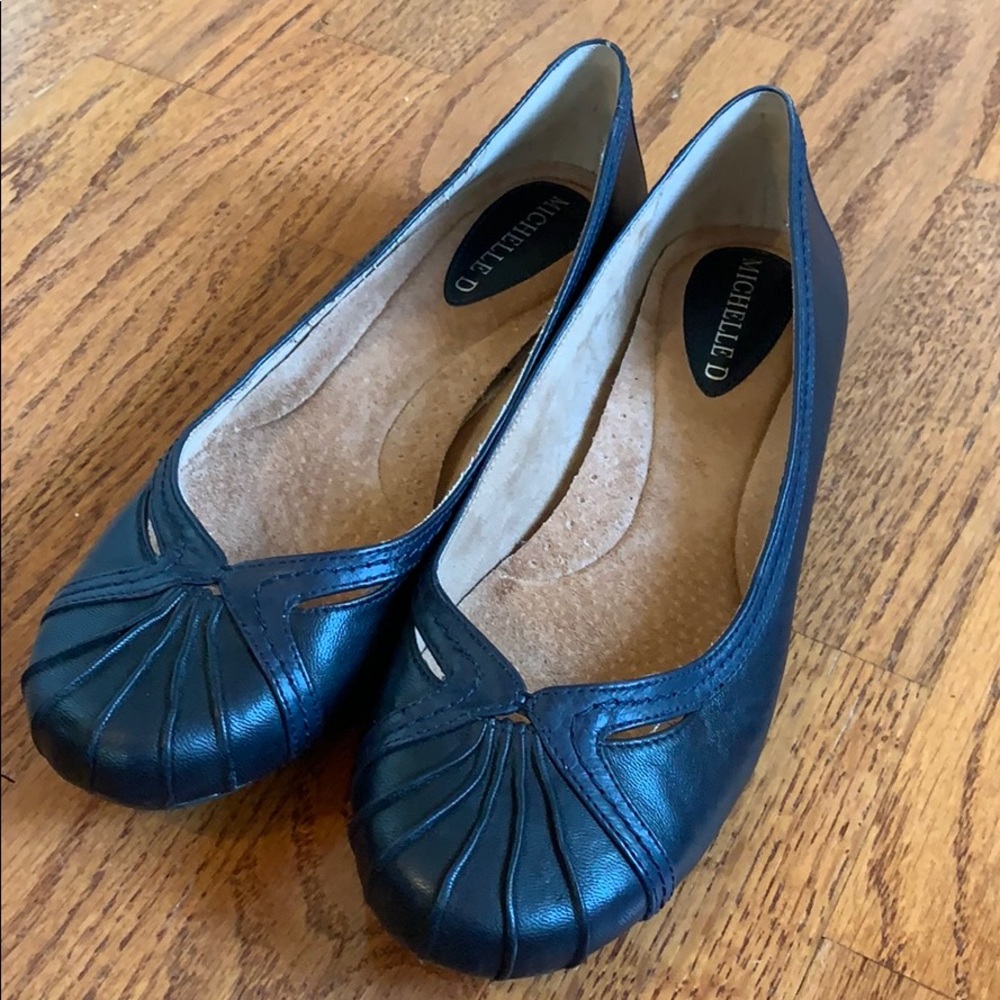 Navy leather flats